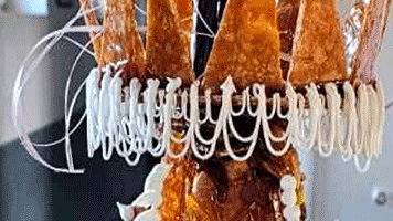 cornet_dentelle sur croque décors en dentelle avec cornet sur croquembouche