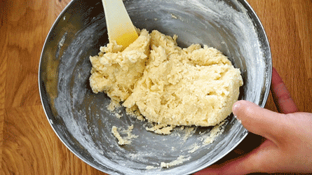 patesucrée_crémage06 mélanger à la spatule