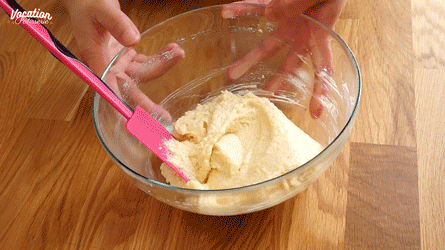 tarte_pommes_creme_amande3 la crème d'amande est prête