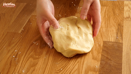 tarte_pommes_patesablee4 pâte sablée prête pour la confection de la tarte aux pommes