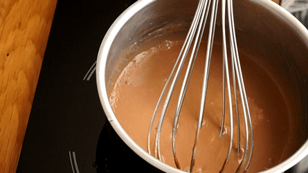 réaliser la ganache au lait
