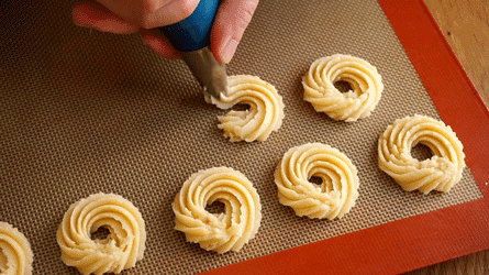 pocher les spritz en forme de cercle