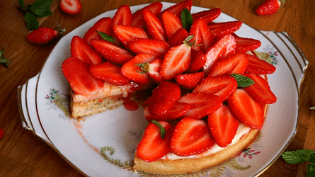 tarte aux fraises coupé