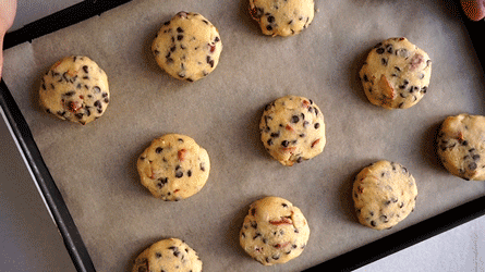 cookies_vocationpatisserie_etape5 faire des boules de cookies de 50g